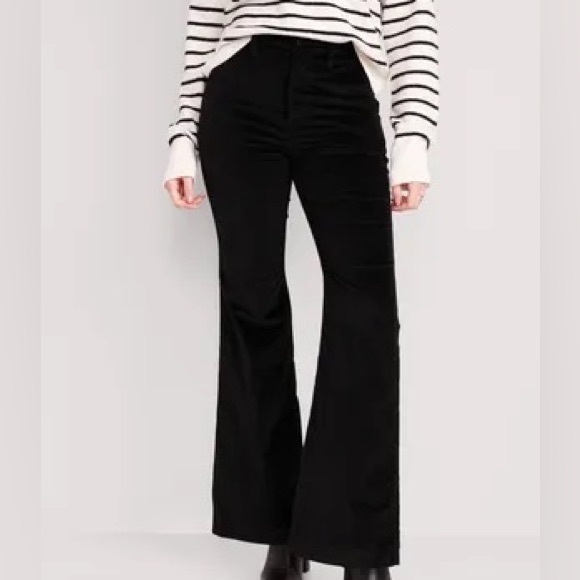 Old Navy Pants - NWT Old Navy Flare Velvet Pants
